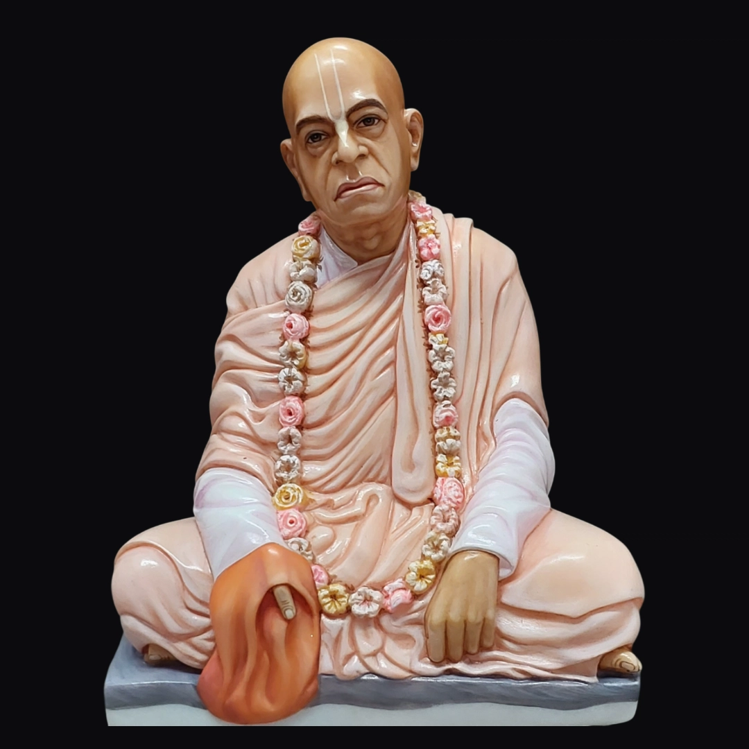 Custom marble spiritual guru statue handcrafted in Jaipur for temple or institutional installation